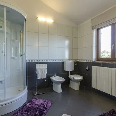 Rose Villa